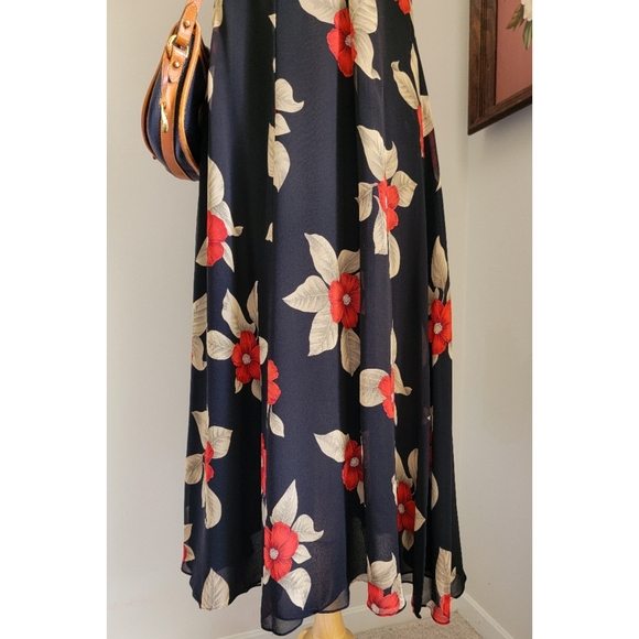 90s Black Floral Silk Scoop Neck 1990s Vintage Fully Lined Sleeveless Midi Dress - Picture 6 of 14